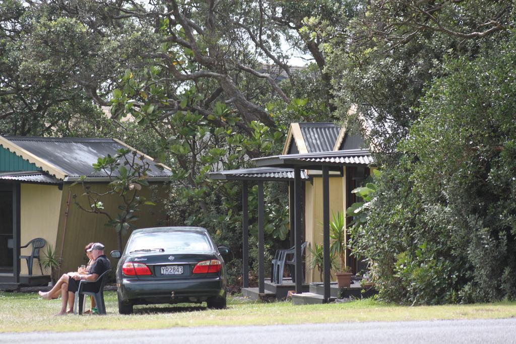 Baylys Beach Holiday Park Exterior photo